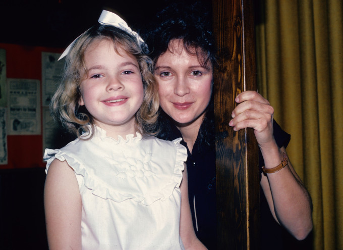 Drew Barrymore és édesanyja, Makó Ildikó 1982-ben